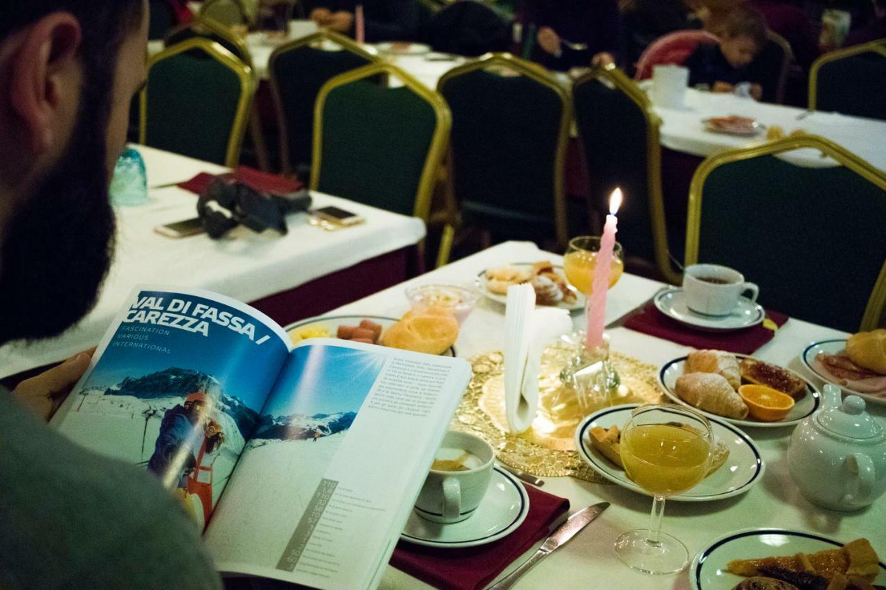 Hotel Club Regina E Fassa Mazzin Bagian luar foto